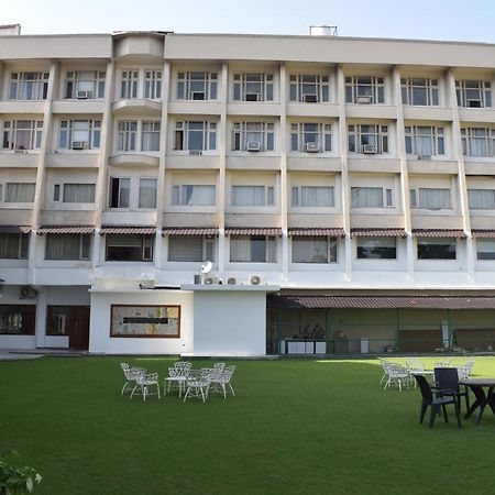Hotel Ambica Katra Katra  Kültér fotó