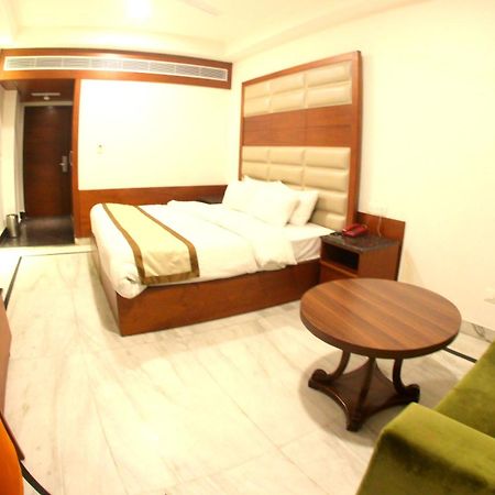 Hotel Ambica Katra Katra  Kültér fotó