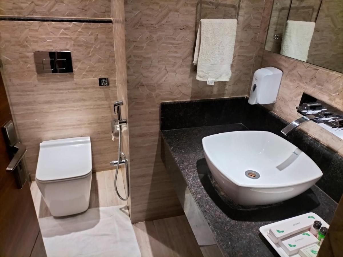 Hotel Ambica Katra Katra  Kültér fotó