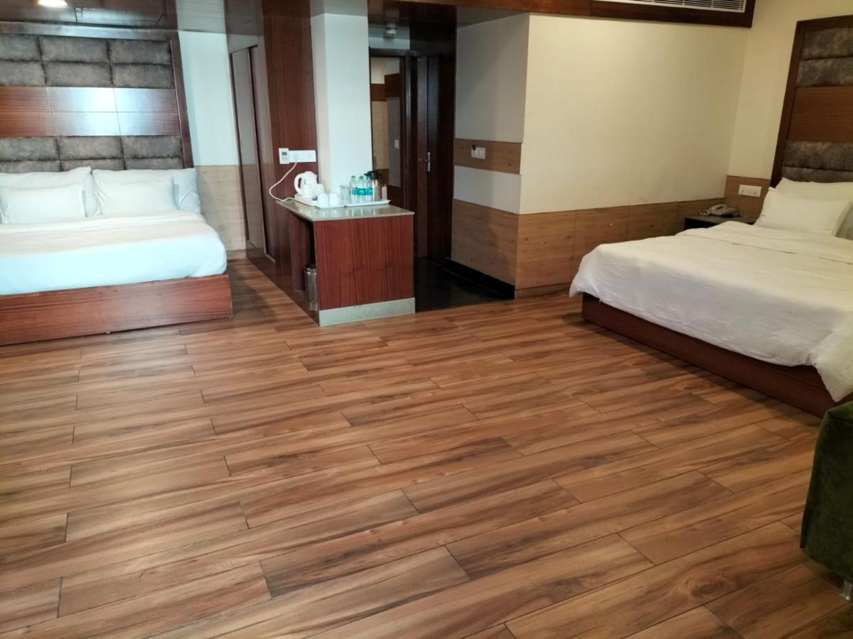 Hotel Ambica Katra Katra  Kültér fotó