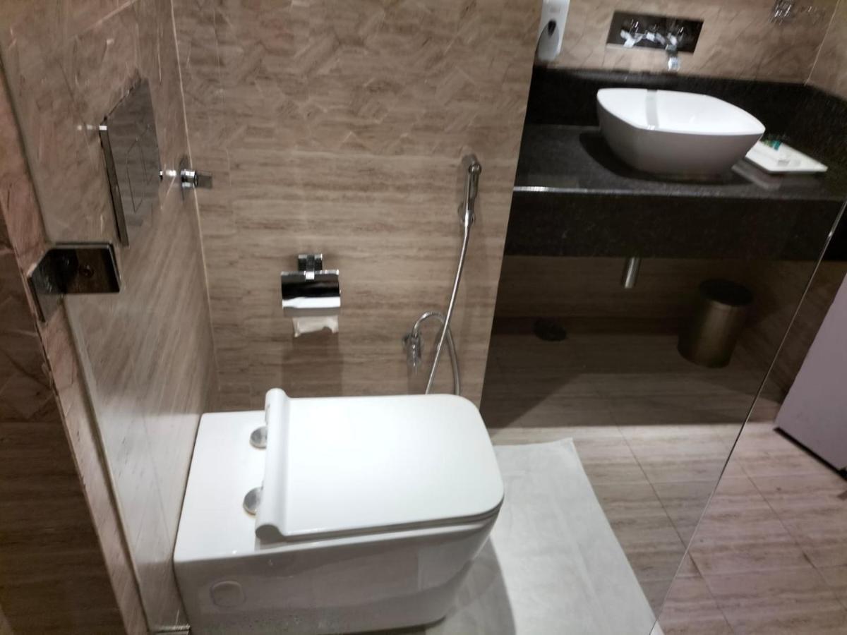 Hotel Ambica Katra Katra  Kültér fotó