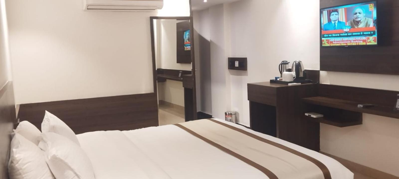 Hotel Ambica Katra Katra  Kültér fotó
