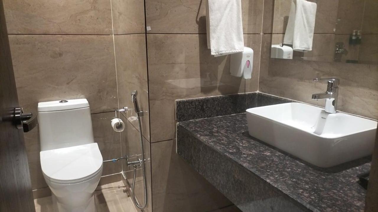 Hotel Ambica Katra Katra  Kültér fotó